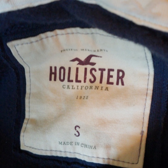 Button down sweater - Picture 2 of 2